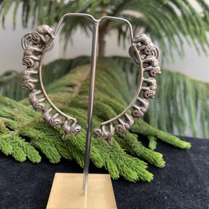 black-polish-half-moon-earrings-3-scaled