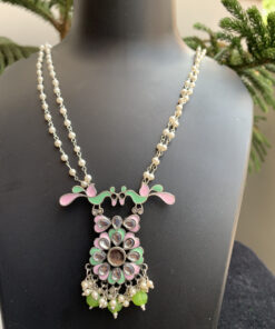 black-polish-pink-green-necklace (1)
