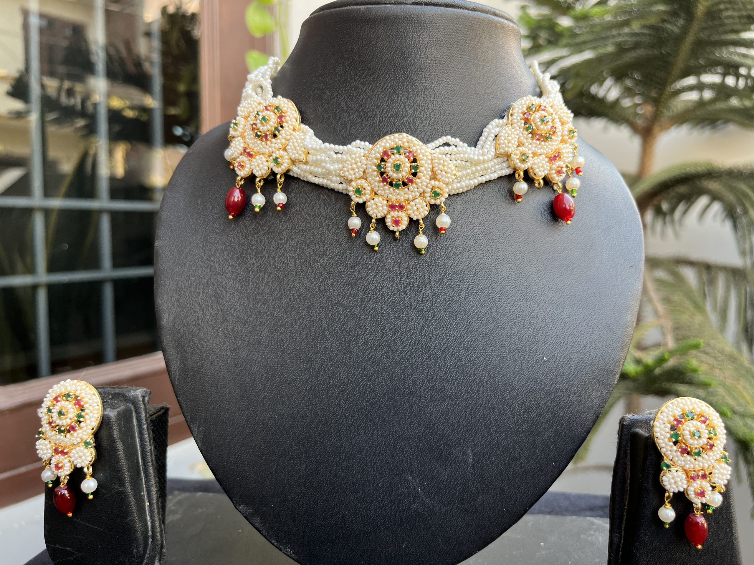 Indian-mores-rajasthani-chidmoti-3-round-multi-color-choker-set-2-scaled