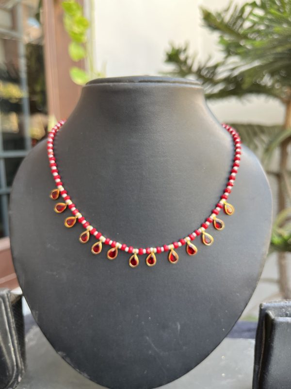 Indian-mores-red-beads-stone-neckpiece-2-scaled