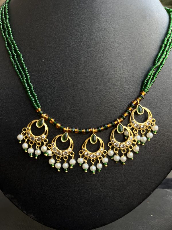 Indian-mores-round-jadau-green-neckalce-set-2-scaled