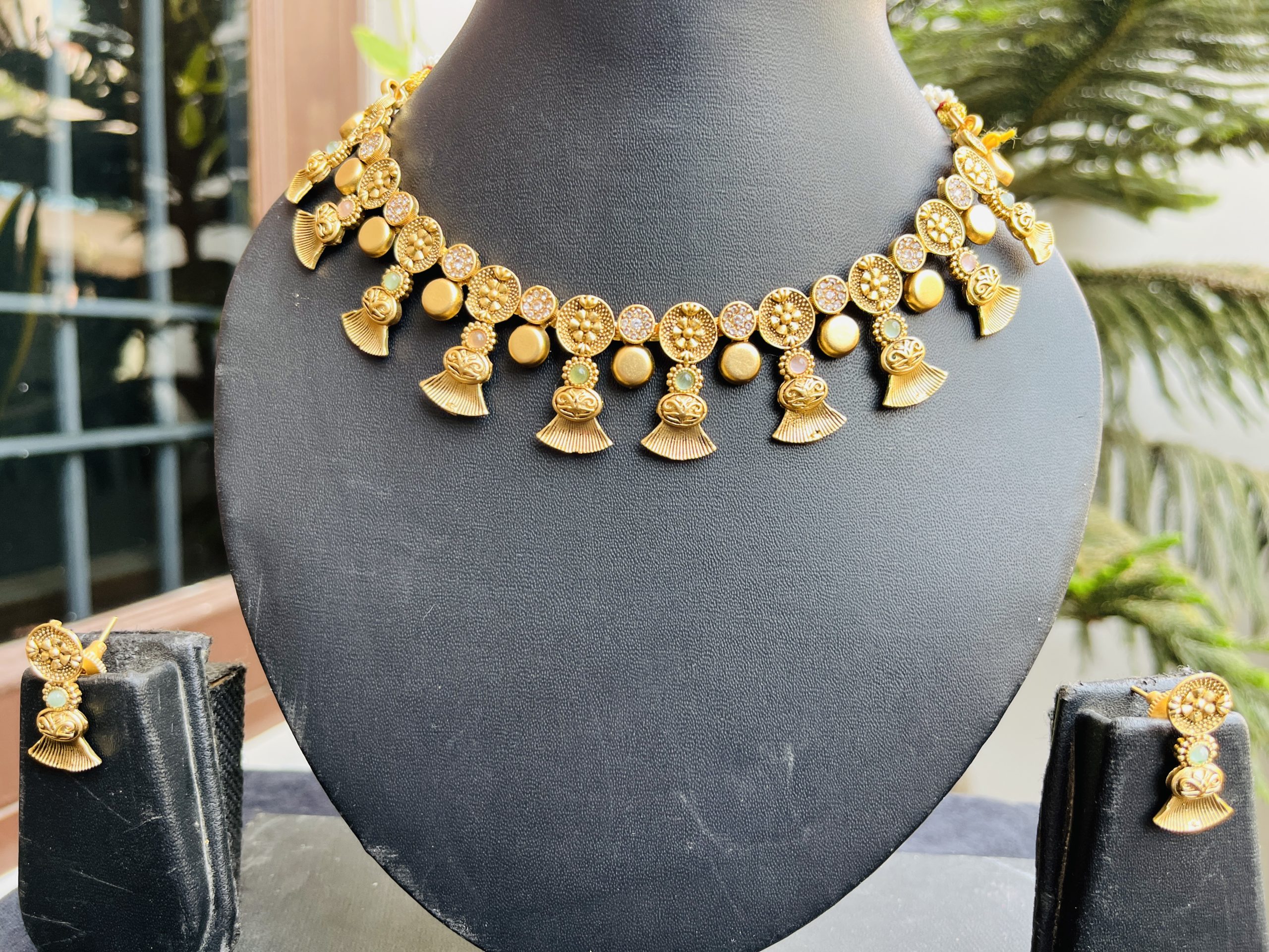 Indian-mores-temple-jewellery-gold-plated-necklace-earrings-2-scaled